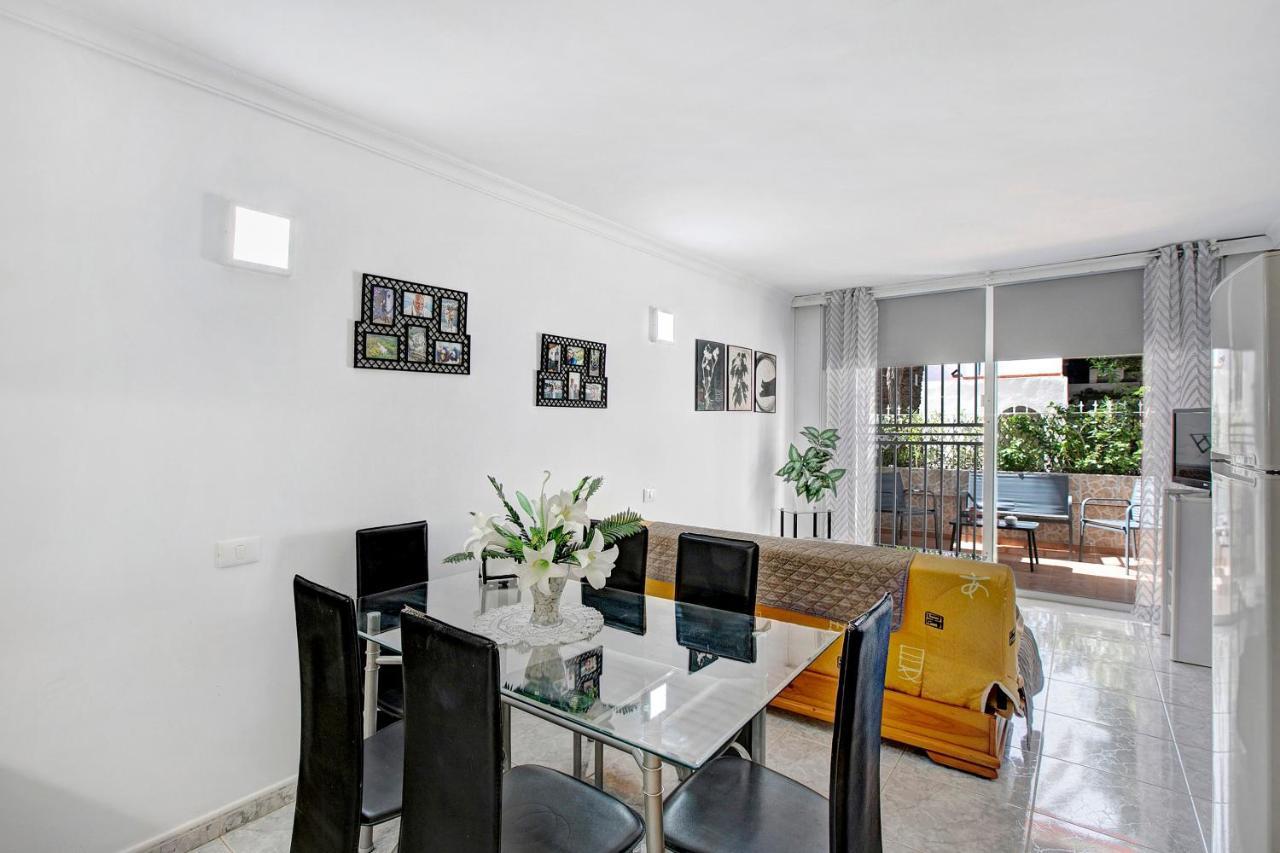 Apartamento Mertxe Arona  Bagian luar foto