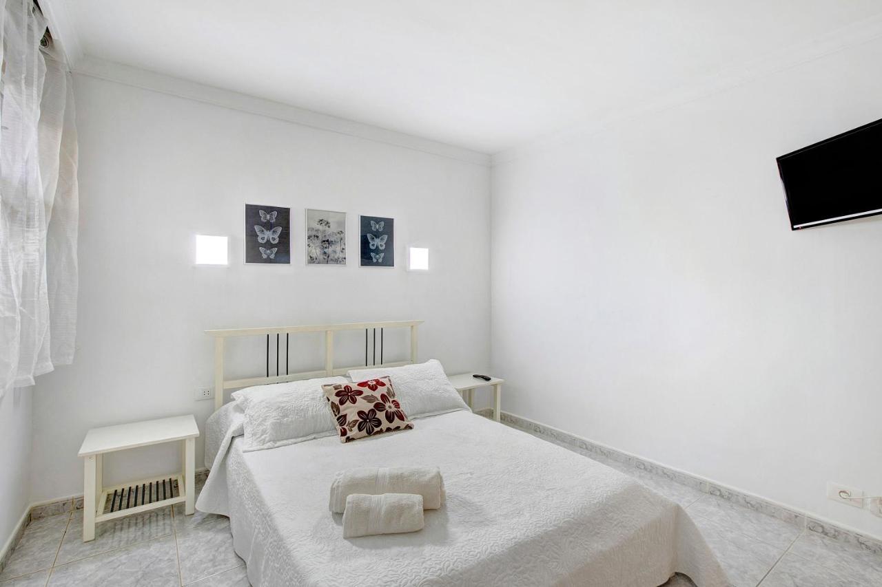 Apartamento Mertxe Arona  Bagian luar foto